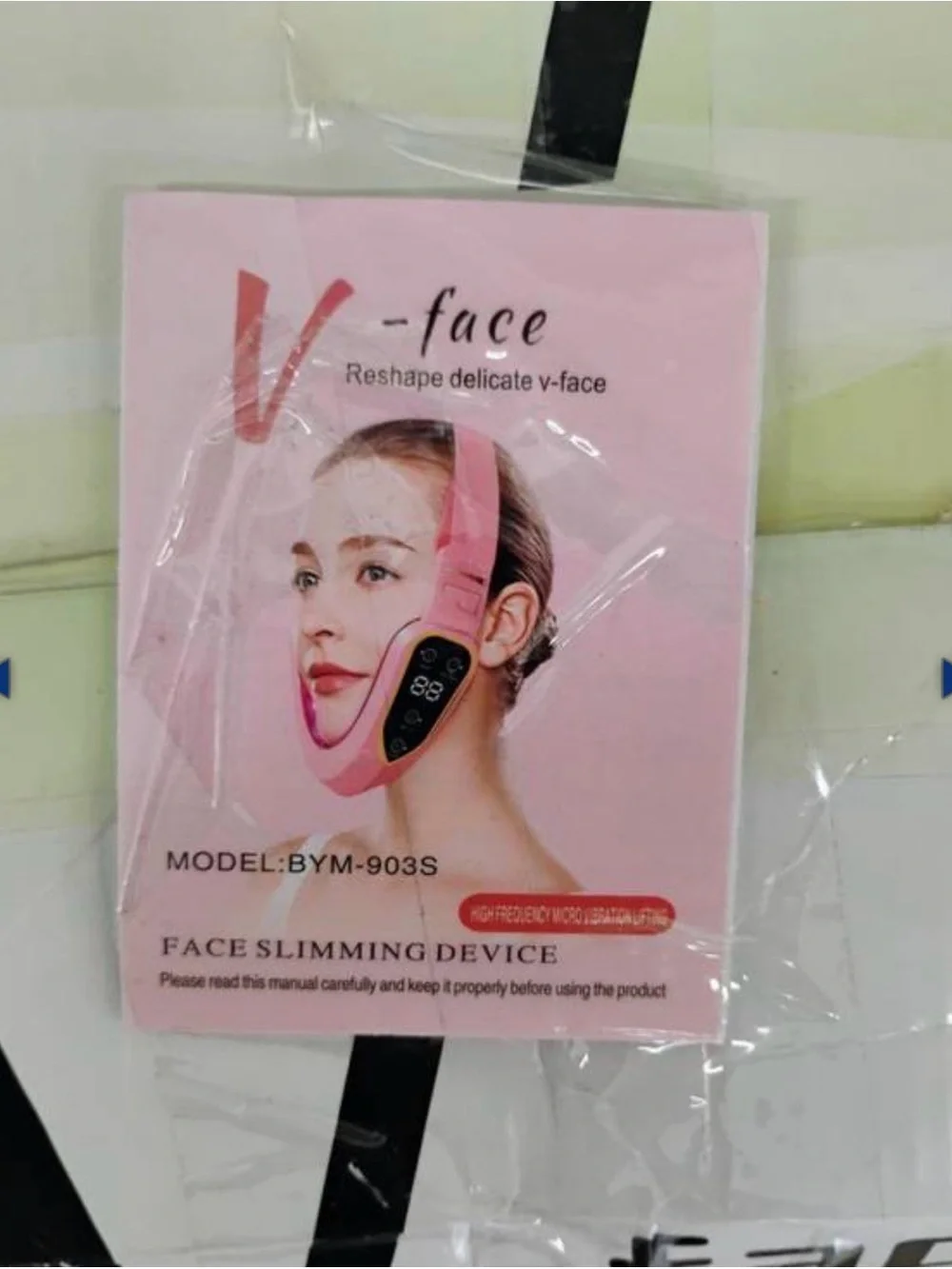 White V-Shaped Facial Lifting Strap with Digital Control - Picture 2 of 5